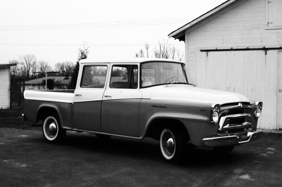  International A-100 Custom Travelette Utility Pickup 1958 года  (фото 1 из 2)